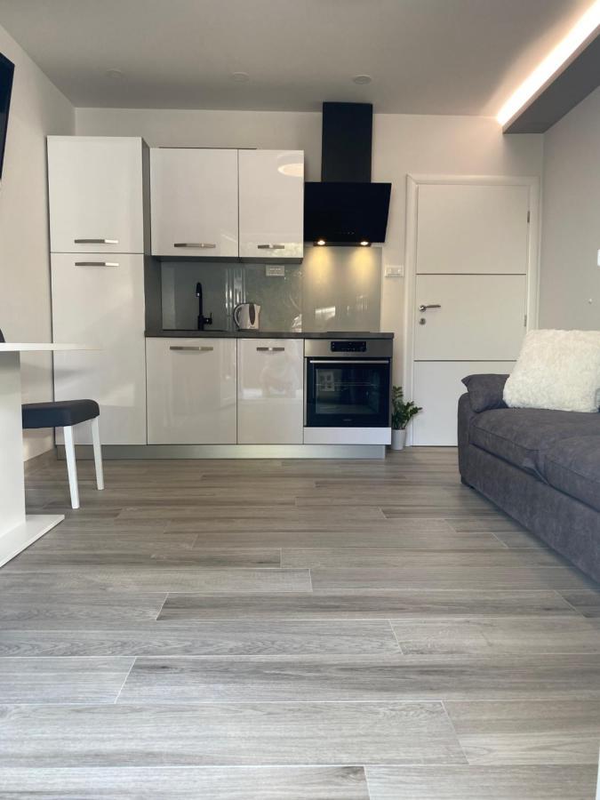 Apartment Bono Baška Voda Екстериор снимка