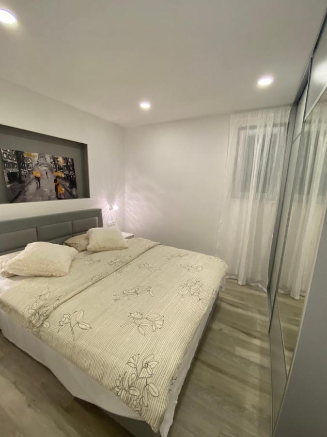 Apartment Bono Baška Voda Екстериор снимка
