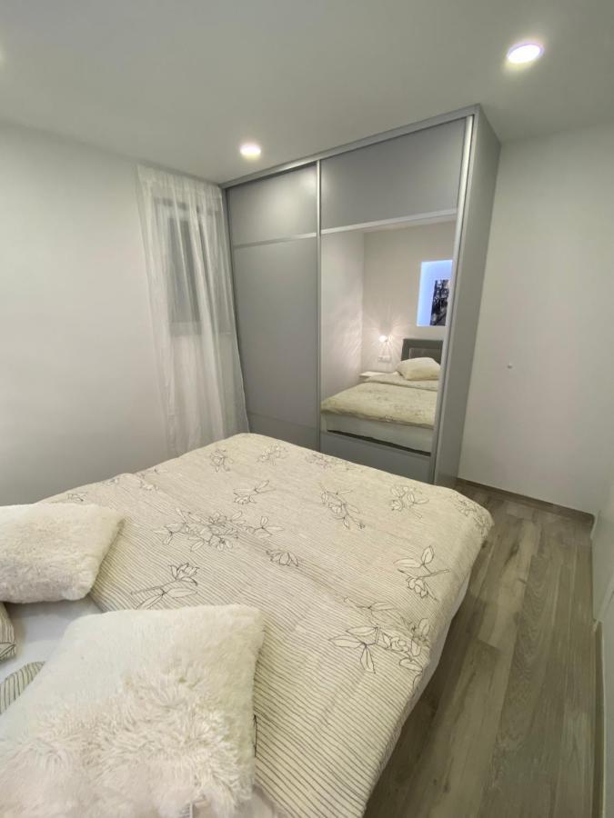 Apartment Bono Baška Voda Екстериор снимка